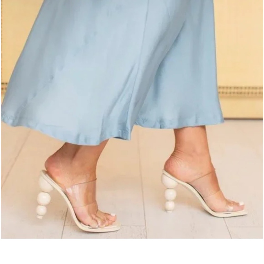 Cult Gaia Cream Heels Elegant Design